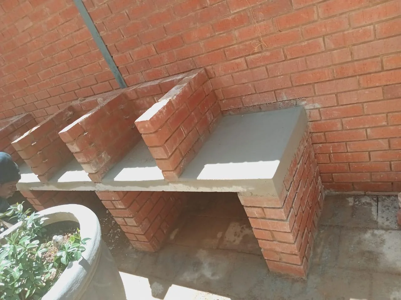 Finished built-in braai and seating